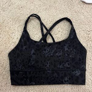 Lululemon sports bra